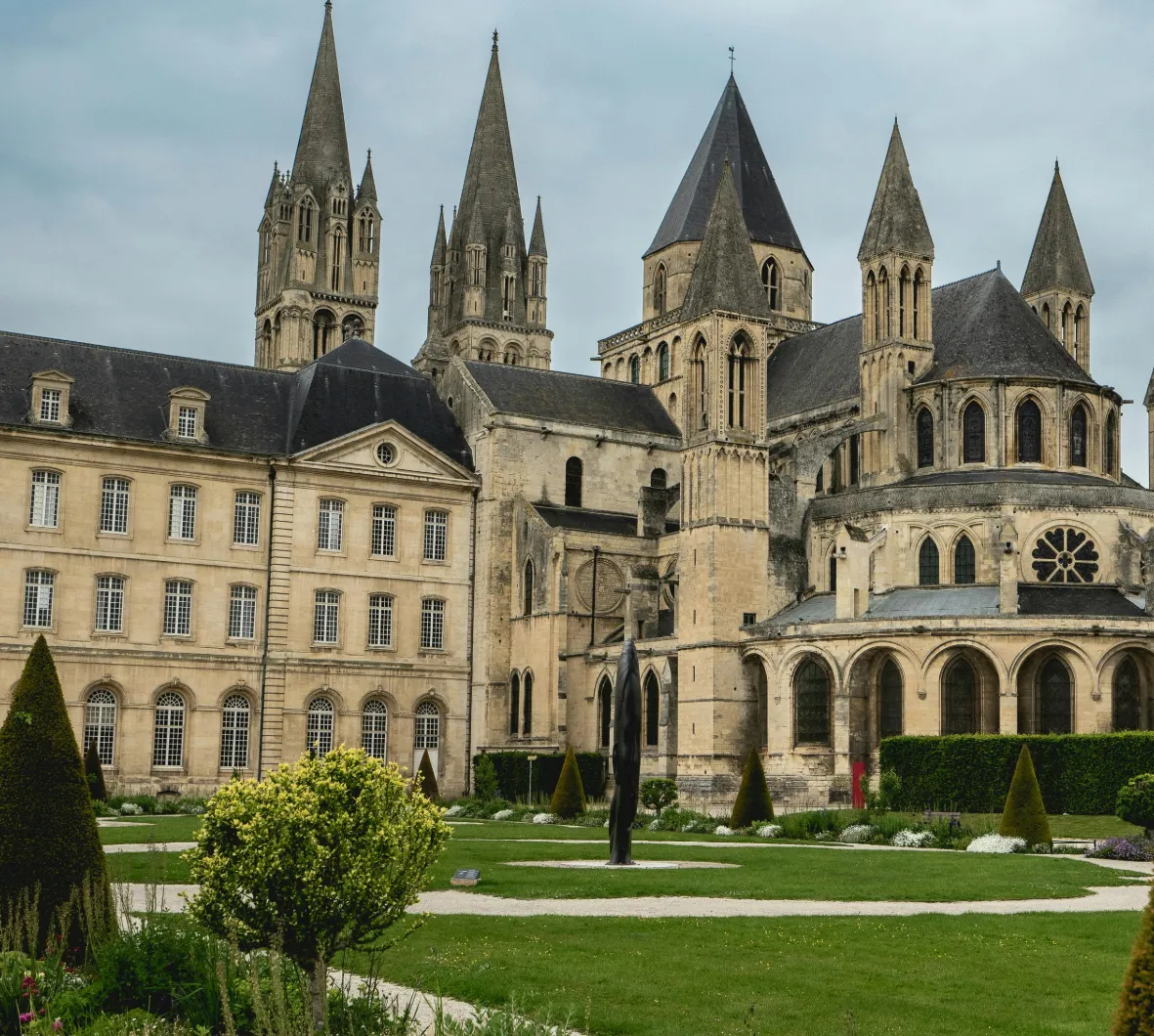 La Reine Mathilde Magasin De Meuble Haut De Gamme Caen Le Lablel Mobile